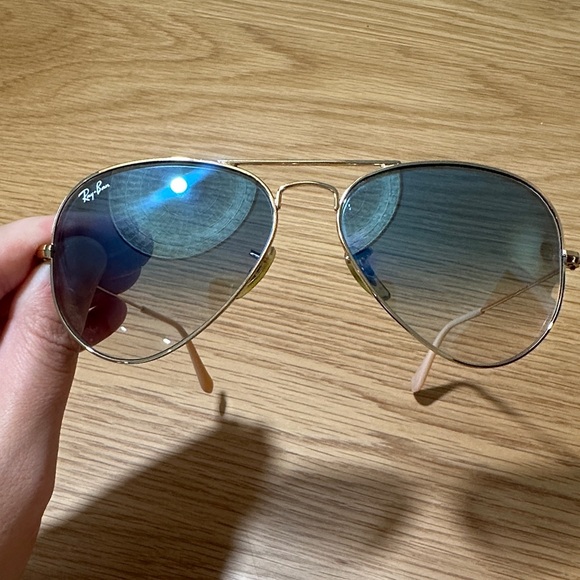 Ray-Ban Aviator Sunglasses - Picture 5 of 7